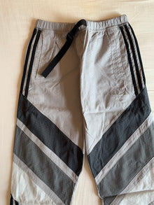 Pantalón Adidas Originals 3ST Gris