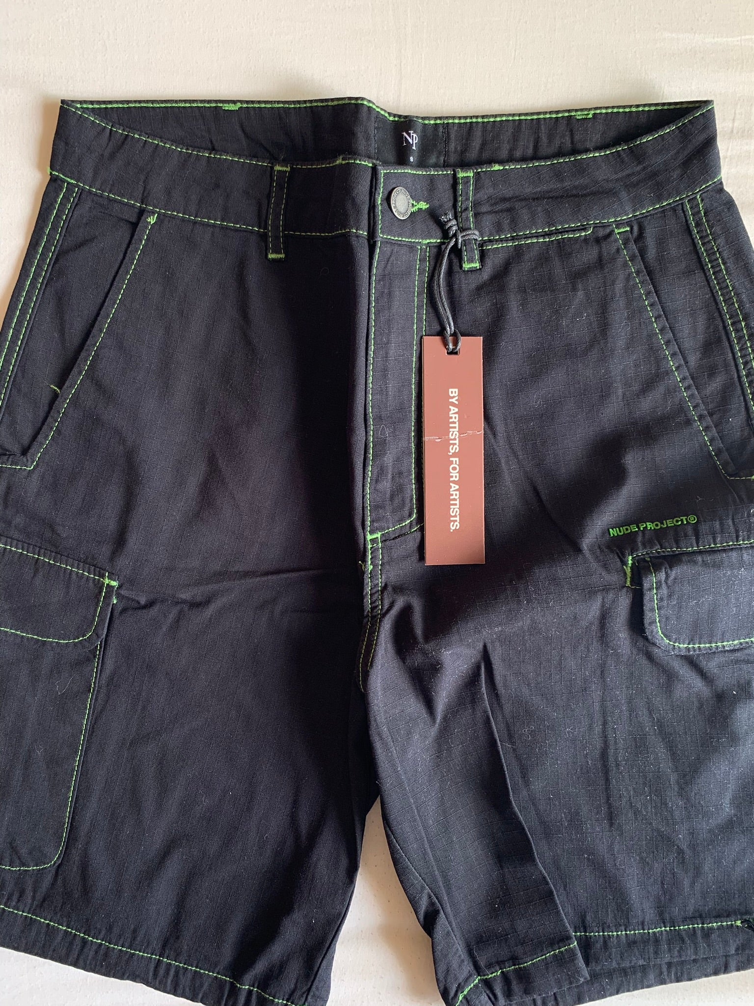 Short Cargo Nude Project Gris Oscuro