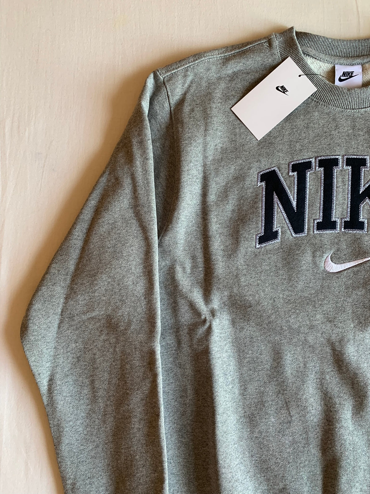 Sudadera Nike Vintage Bordada Gris
