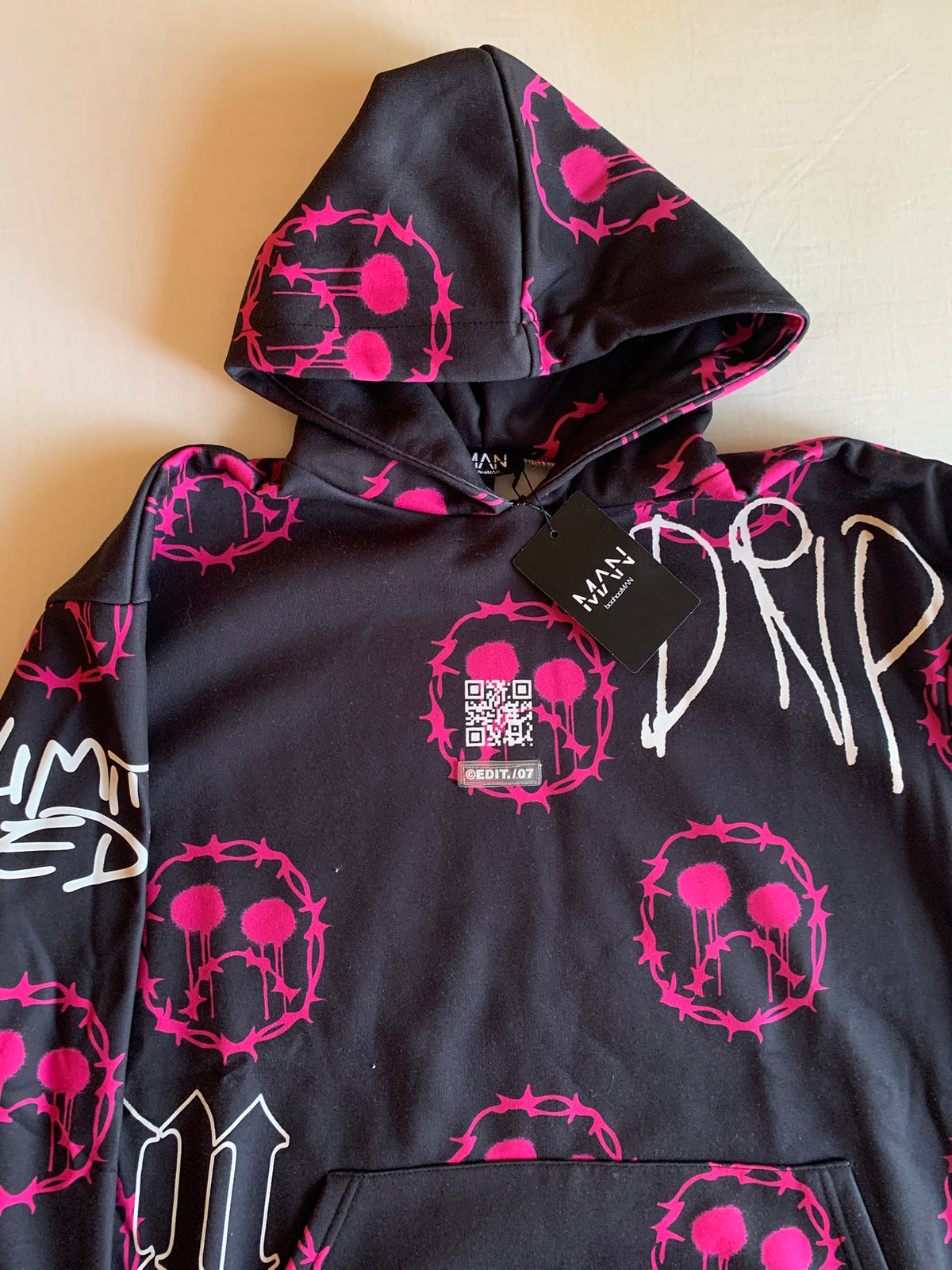 Sudadera Capucha BoohooMAN Drip Calaveras