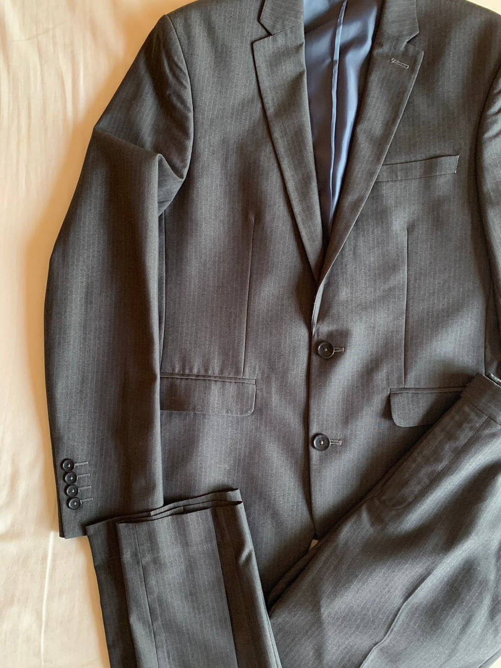 Traje Primark Gris Raya Diplomática