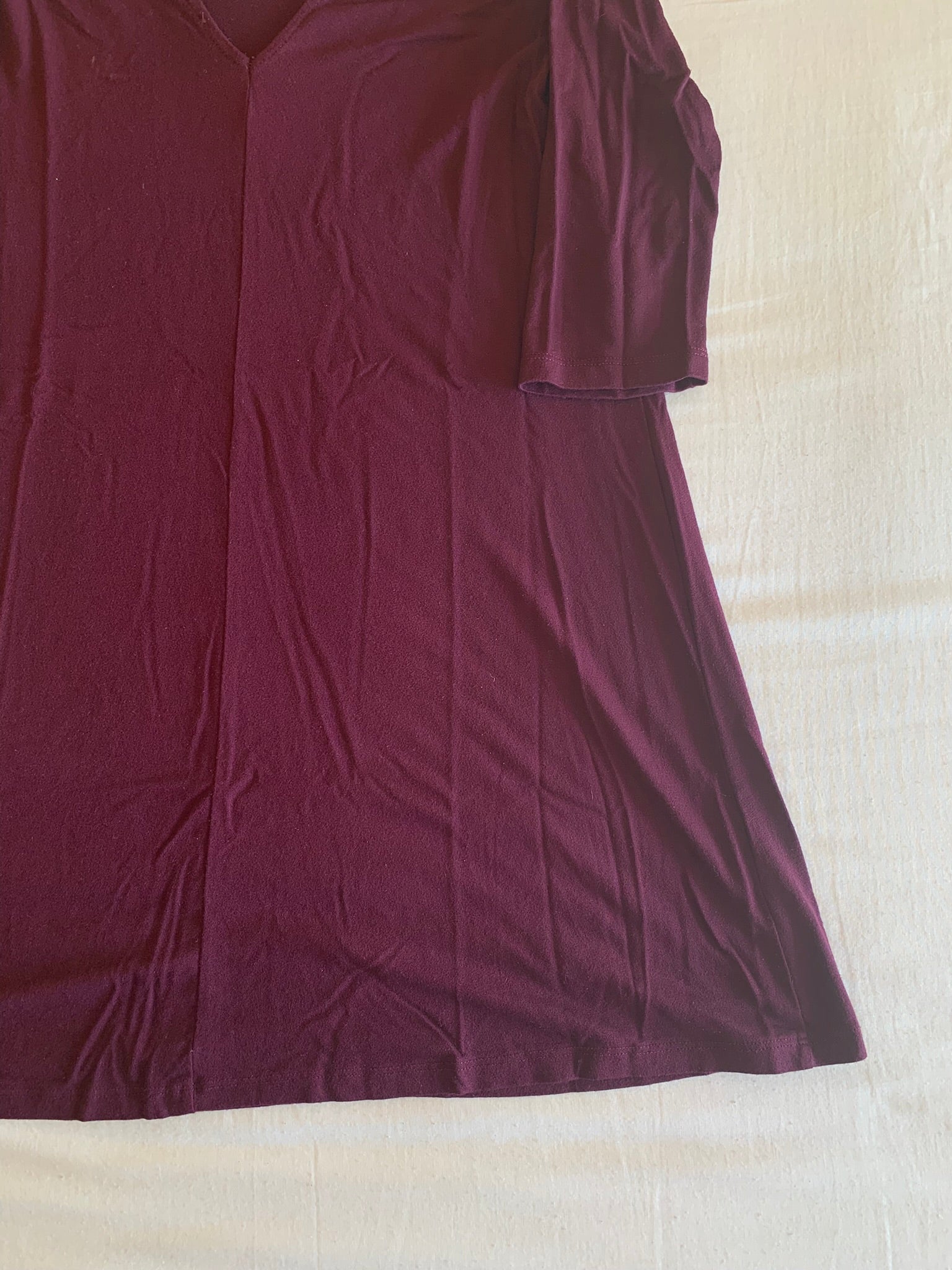 Vestido Pull&Bear Burdeos Escote Pico