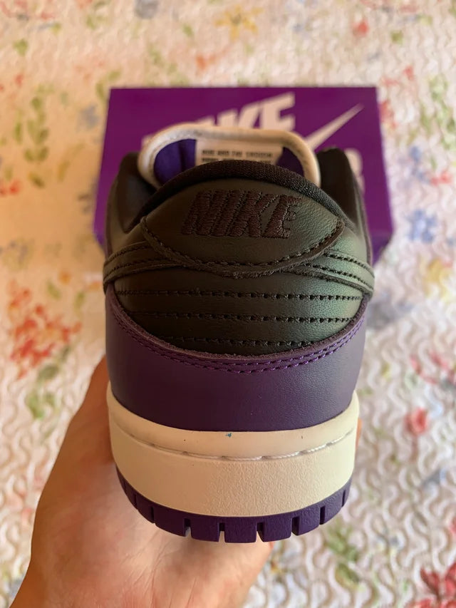 Nike SB Dunk Low "Court Purple"
